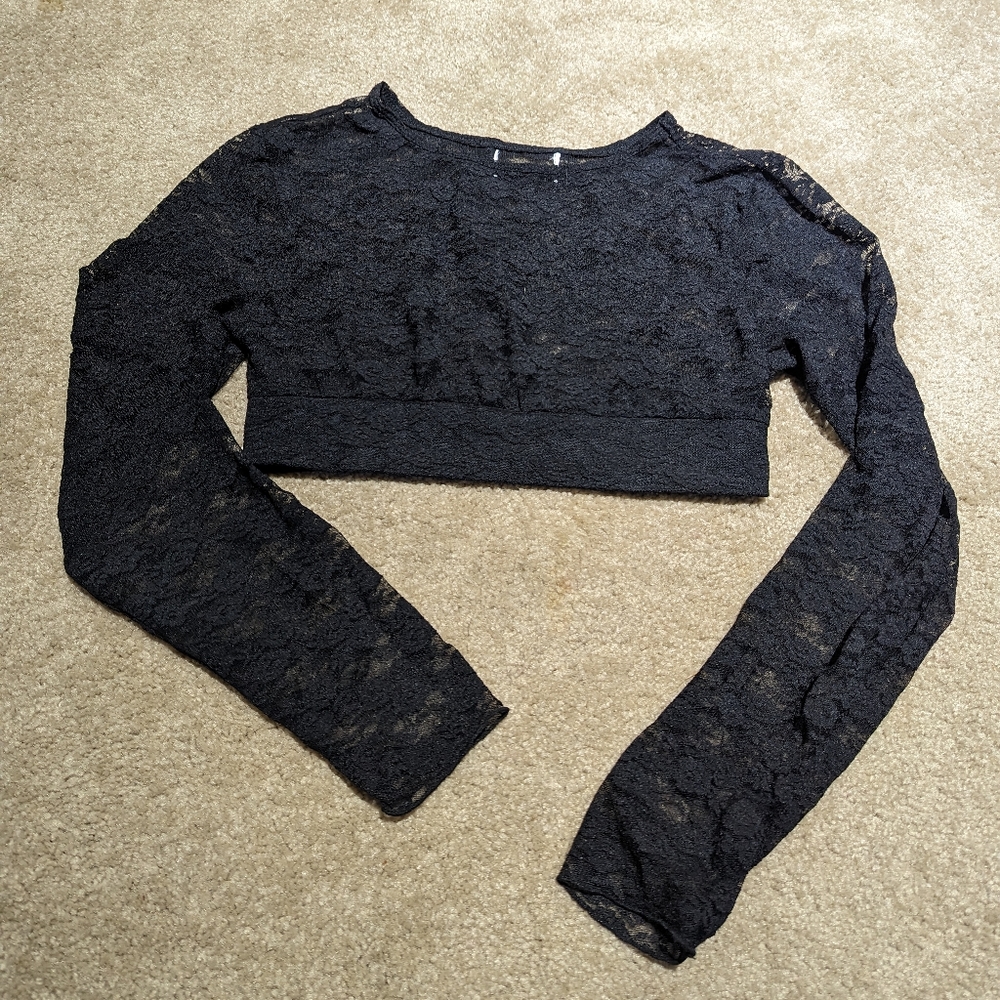 Lace crop top size small